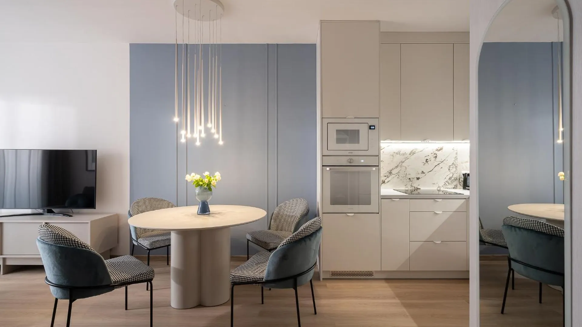 Ina Rent - Apartamenty Mieszczanska 브로츠와프 0*,  폴란드