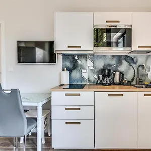 Rentplanet - Ksiecia Witolda Apartamento